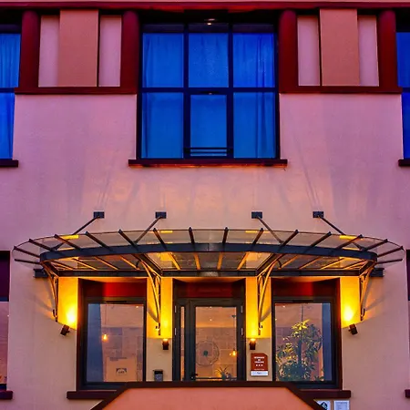 Hotel Le Des Impressionnistes Ennery (Val-d'Oise)