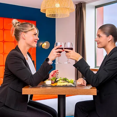 Le Des Impressionnistes - Cergy-pontoise 3* 蓬图瓦兹